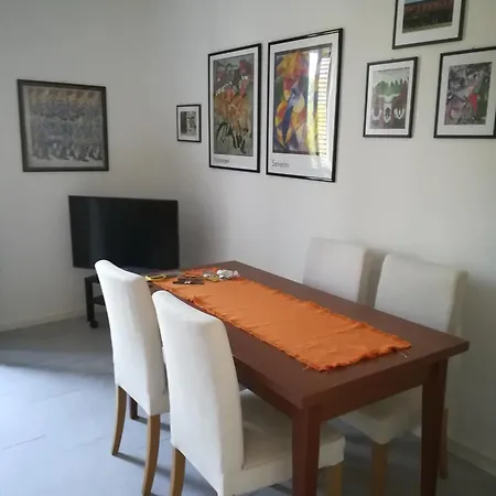 Carli Apartment